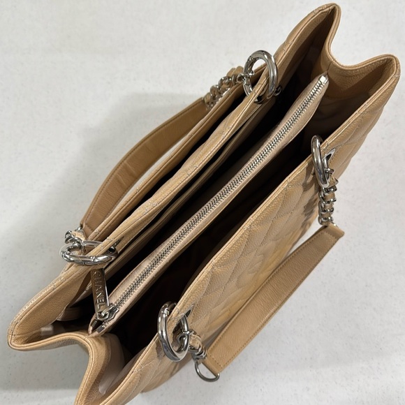 Chanel CC Quilted Shoulder Bag Caviar Beige Large Shopping Tote - Picture 12 of 16